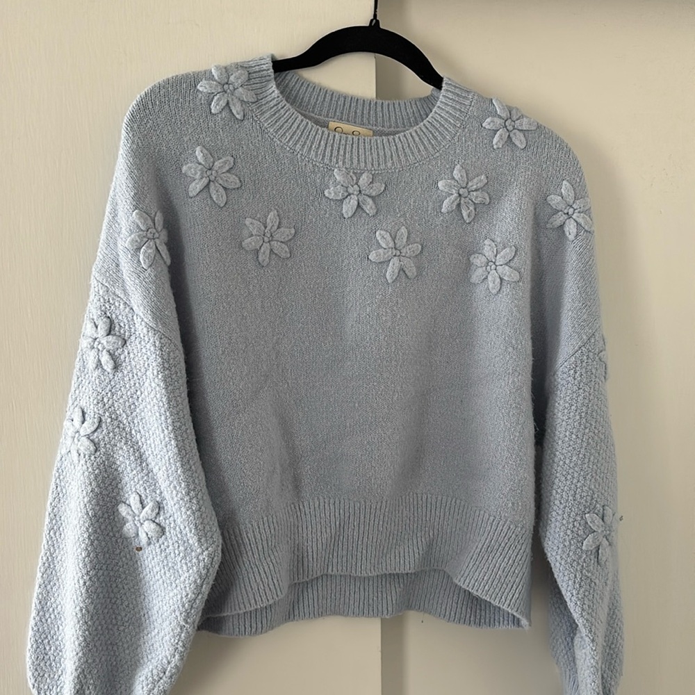 Women’s sweater